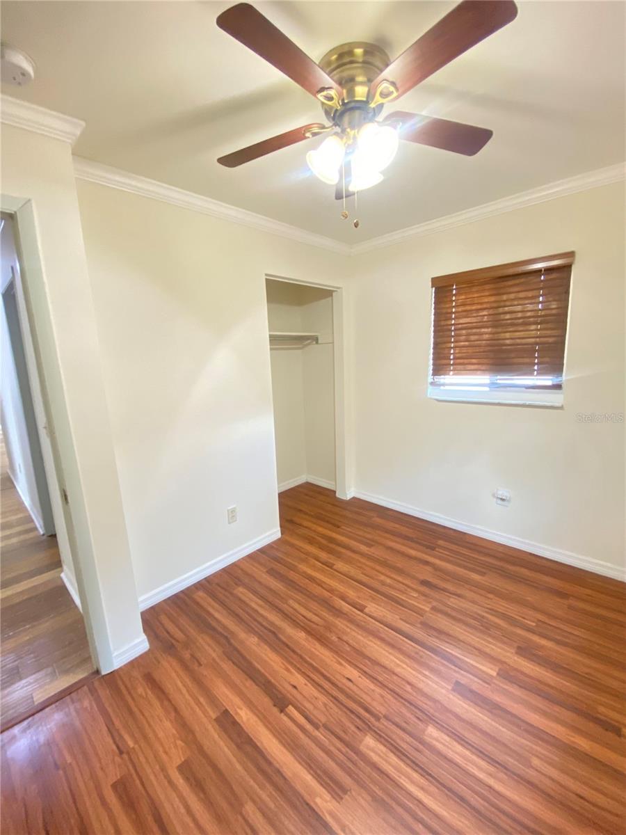 Image 16 of 17 For 2501 18th Avenue S