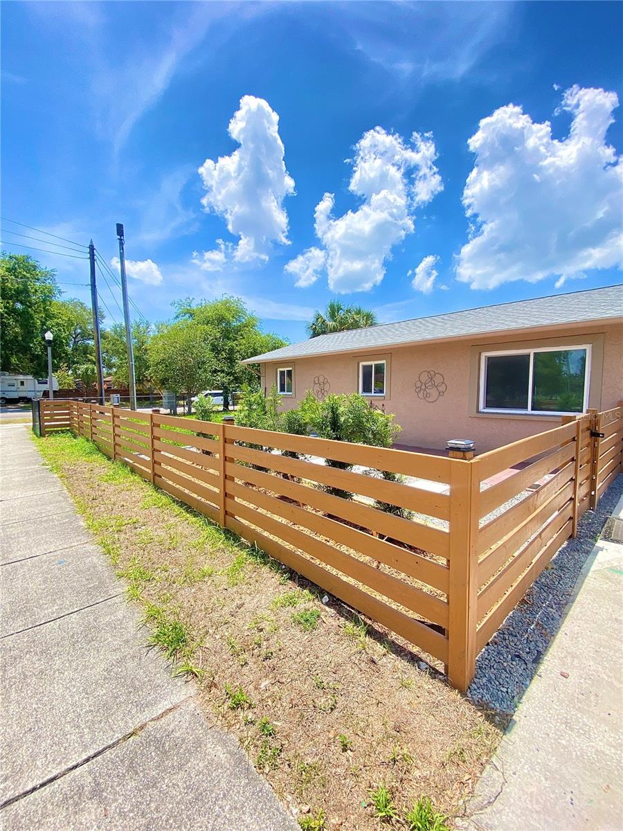 Image 2 of 17 For 2501 18th Avenue S