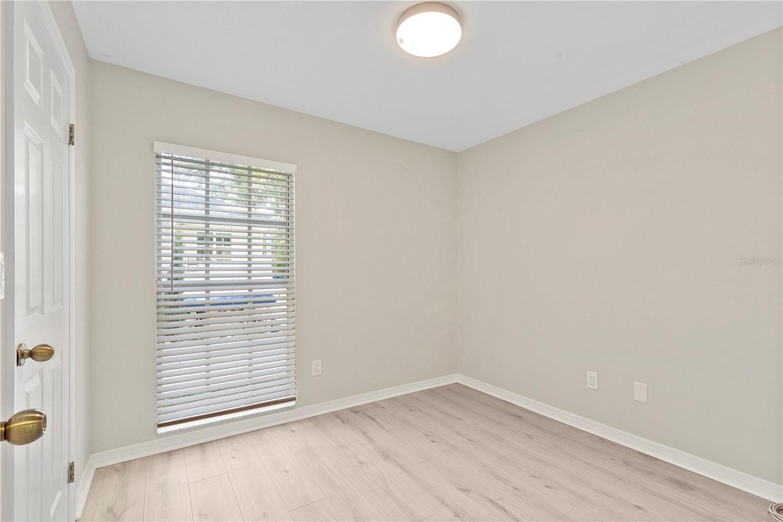 Image 14 of 24 For 3110 Villa Rosa Street