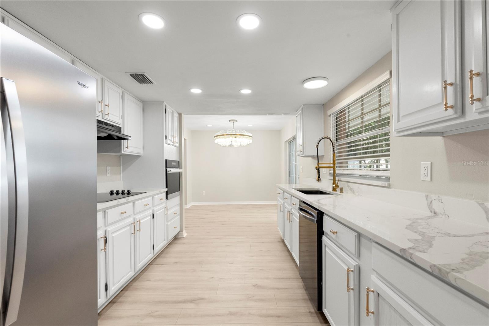 Image 6 of 24 For 3110 Villa Rosa Street