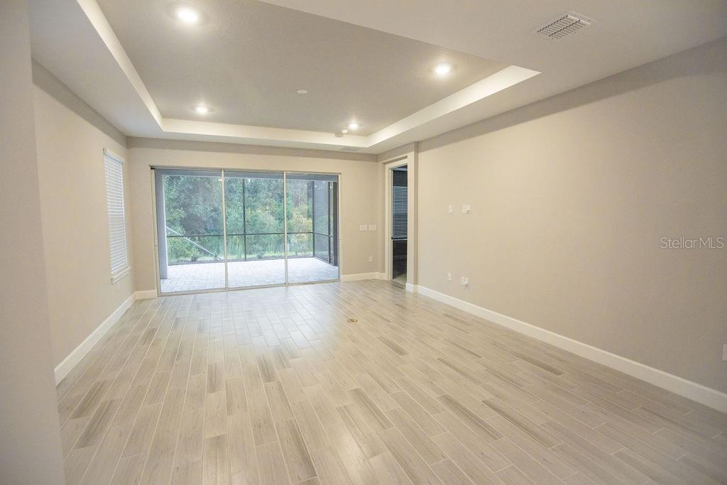 Image 3 of 25 For 4605 Rosatti Road