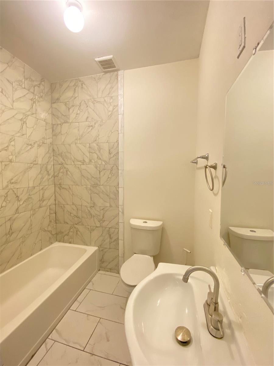 Image 17 of 28 For 4721 14th Avenue S