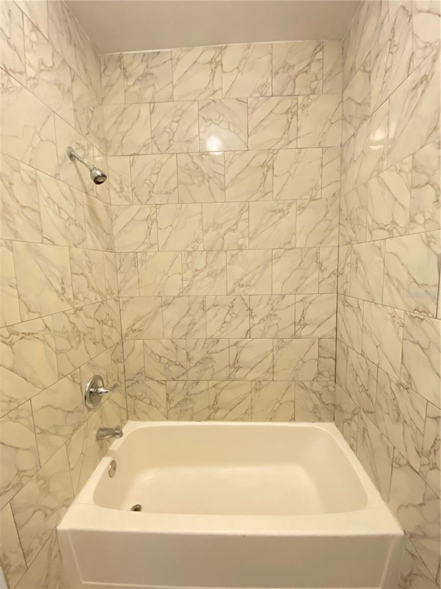 Image 18 of 28 For 4721 14th Avenue S