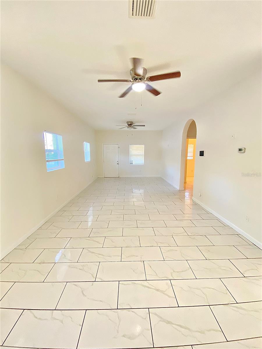 Image 7 of 28 For 4721 14th Avenue S