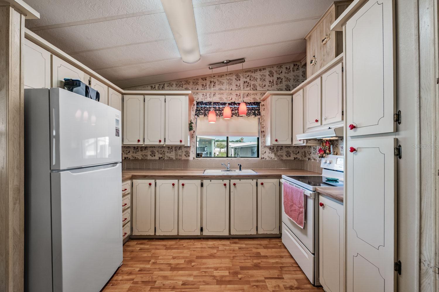 Image 9 of 46 For 7047 El Matador Street