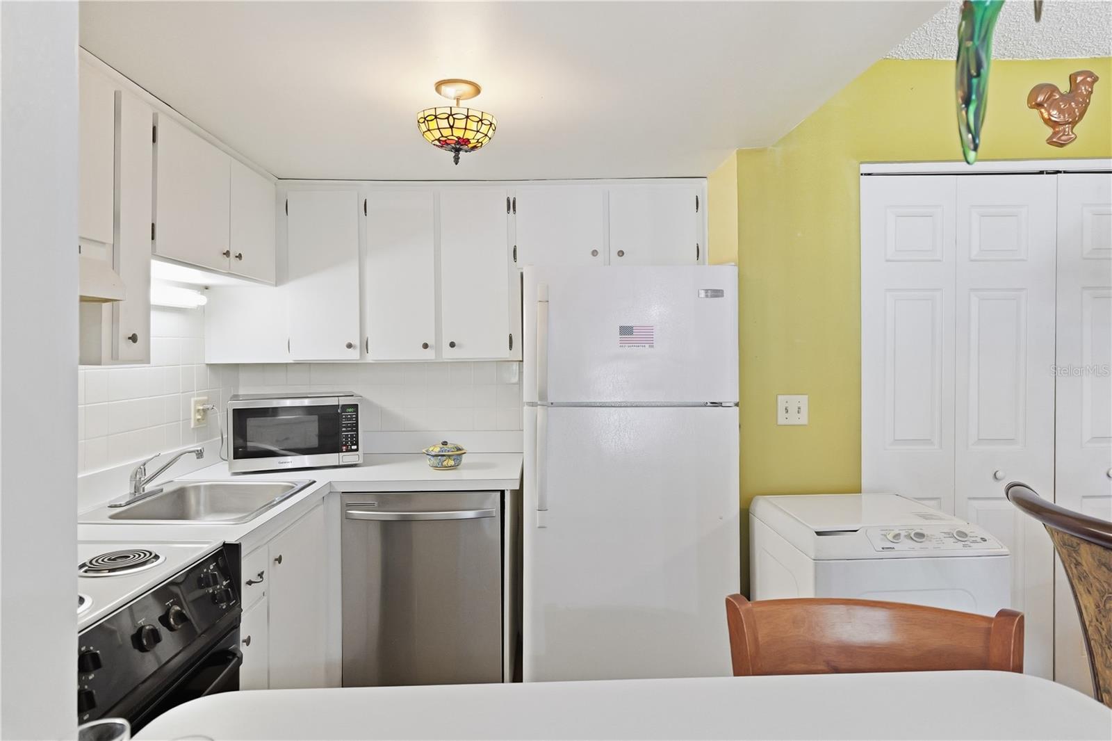 Image 4 of 18 For 3853 Lake Drive 165