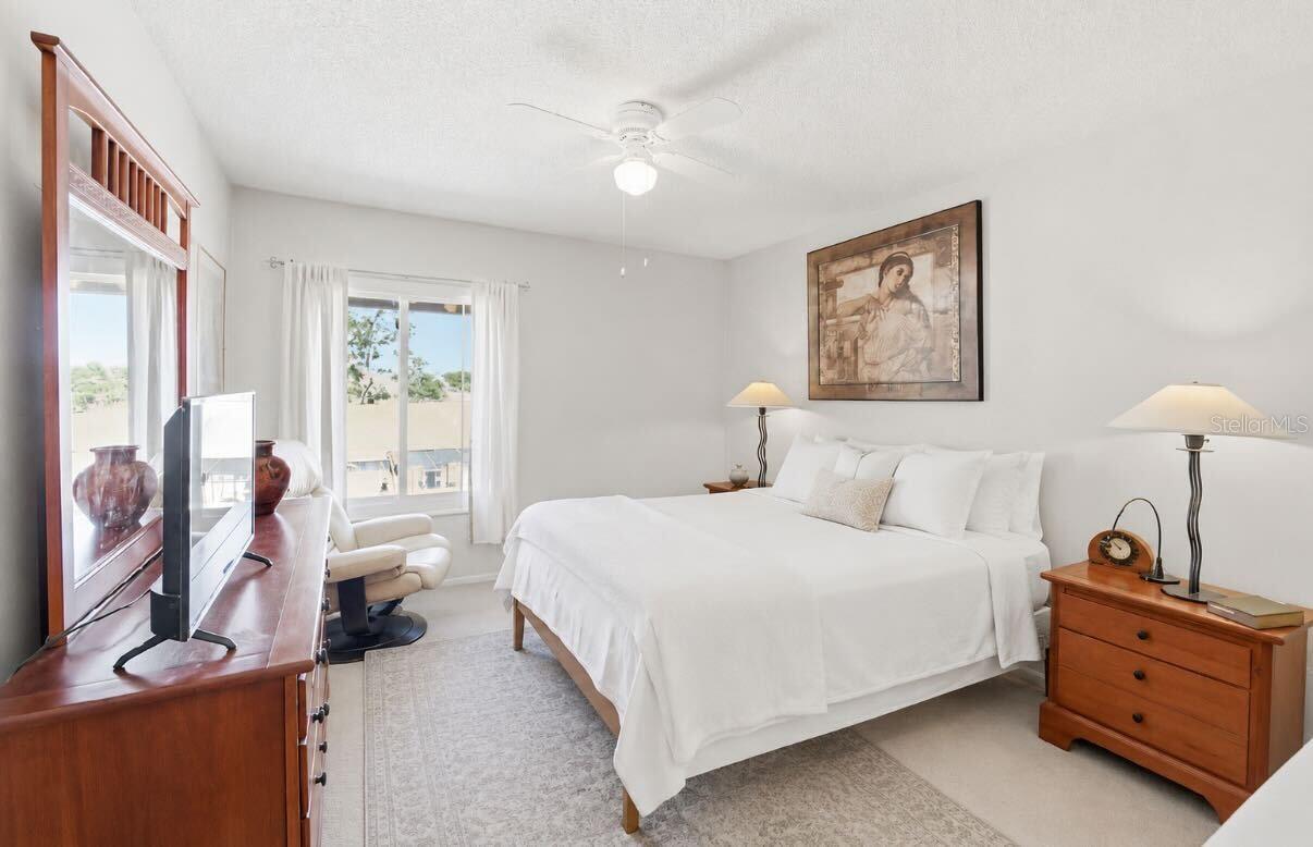 Image 9 of 18 For 3853 Lake Drive 165