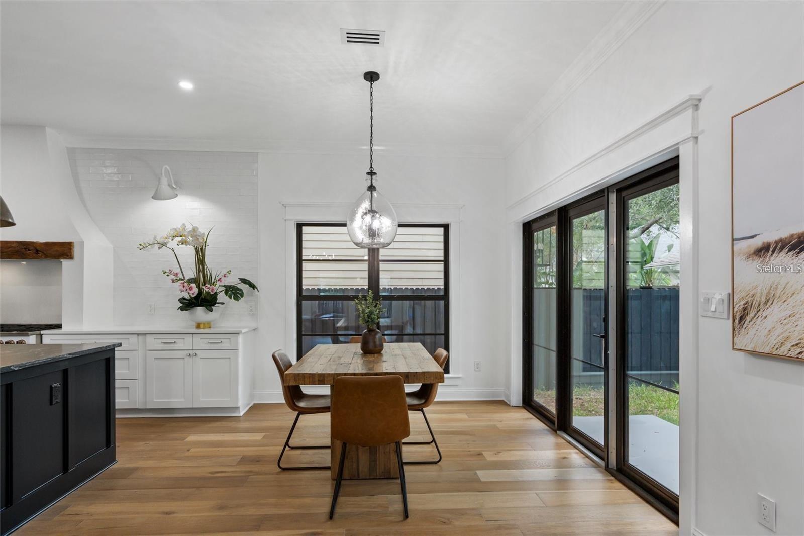 Image 22 of 75 For 3501 Tacon Street