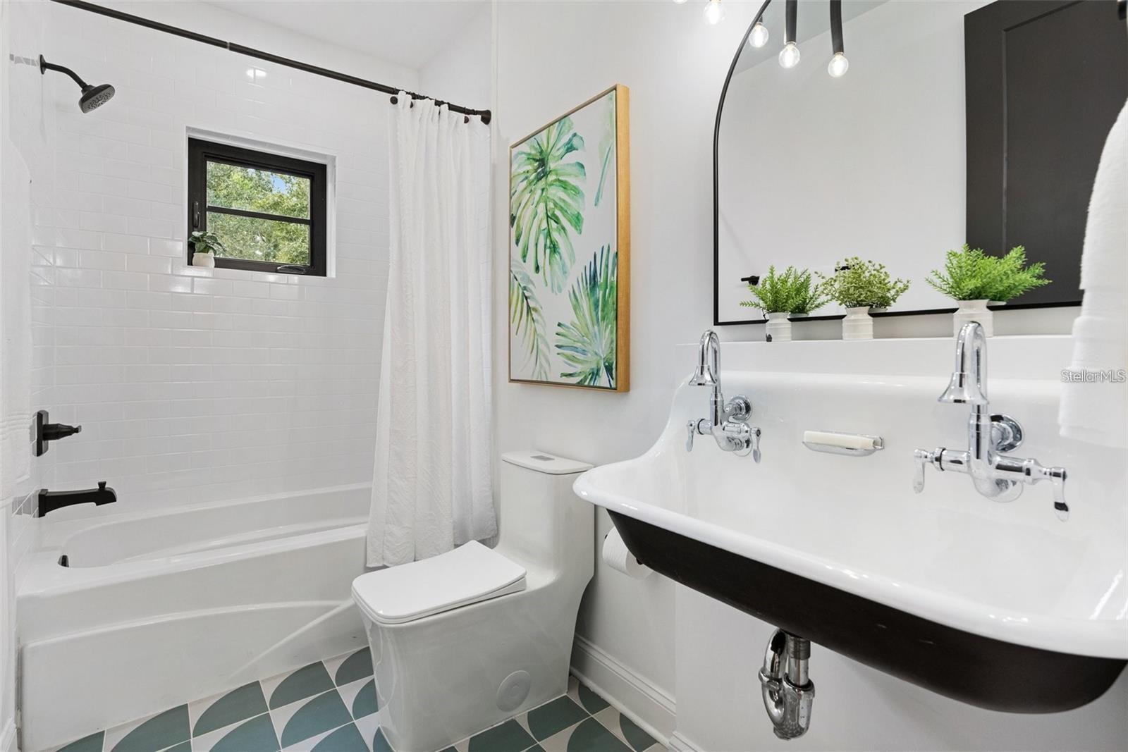 Image 45 of 75 For 3501 Tacon Street