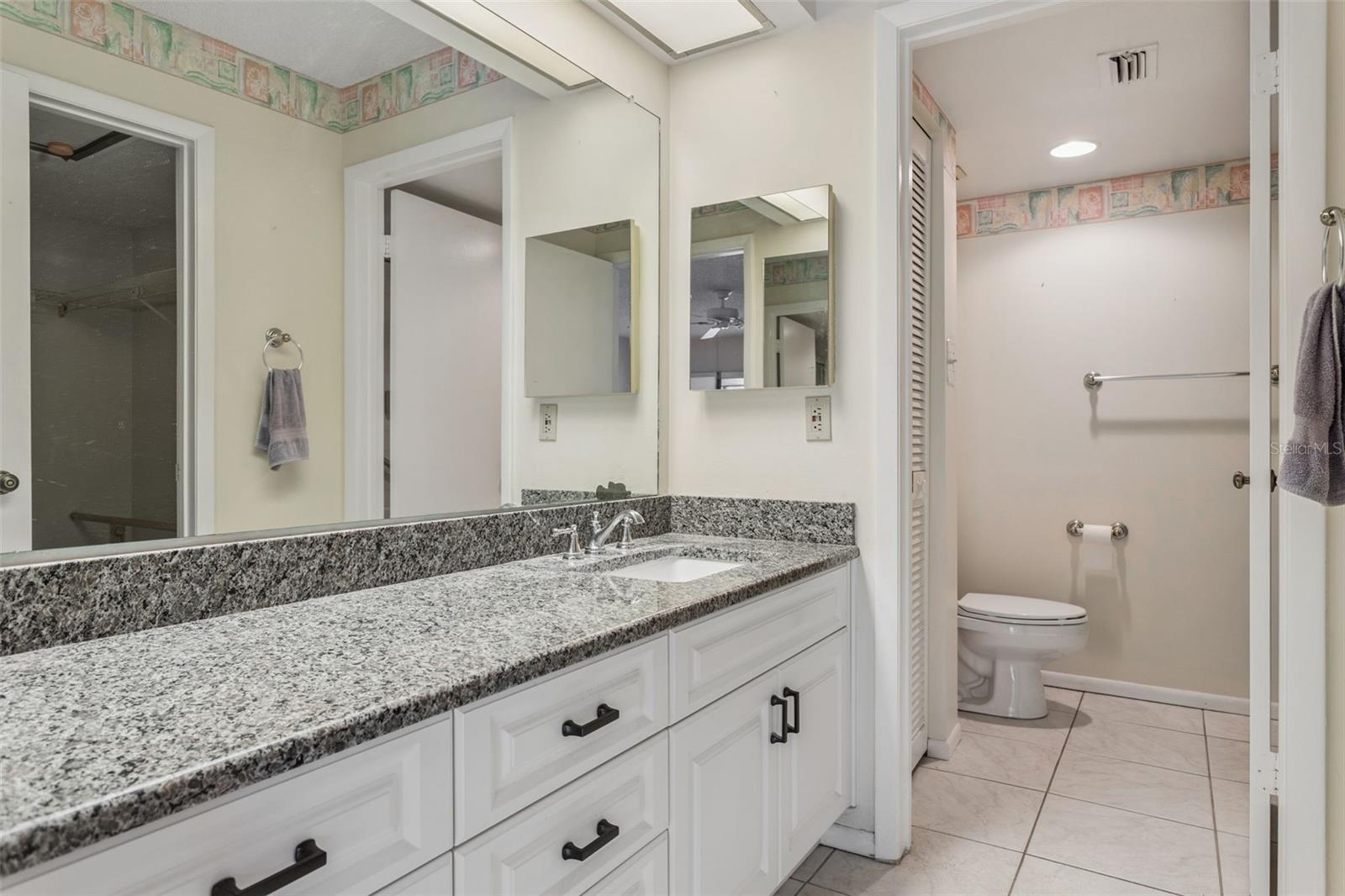 Image 22 of 30 For 2587 Countryside Boulevard 6313
