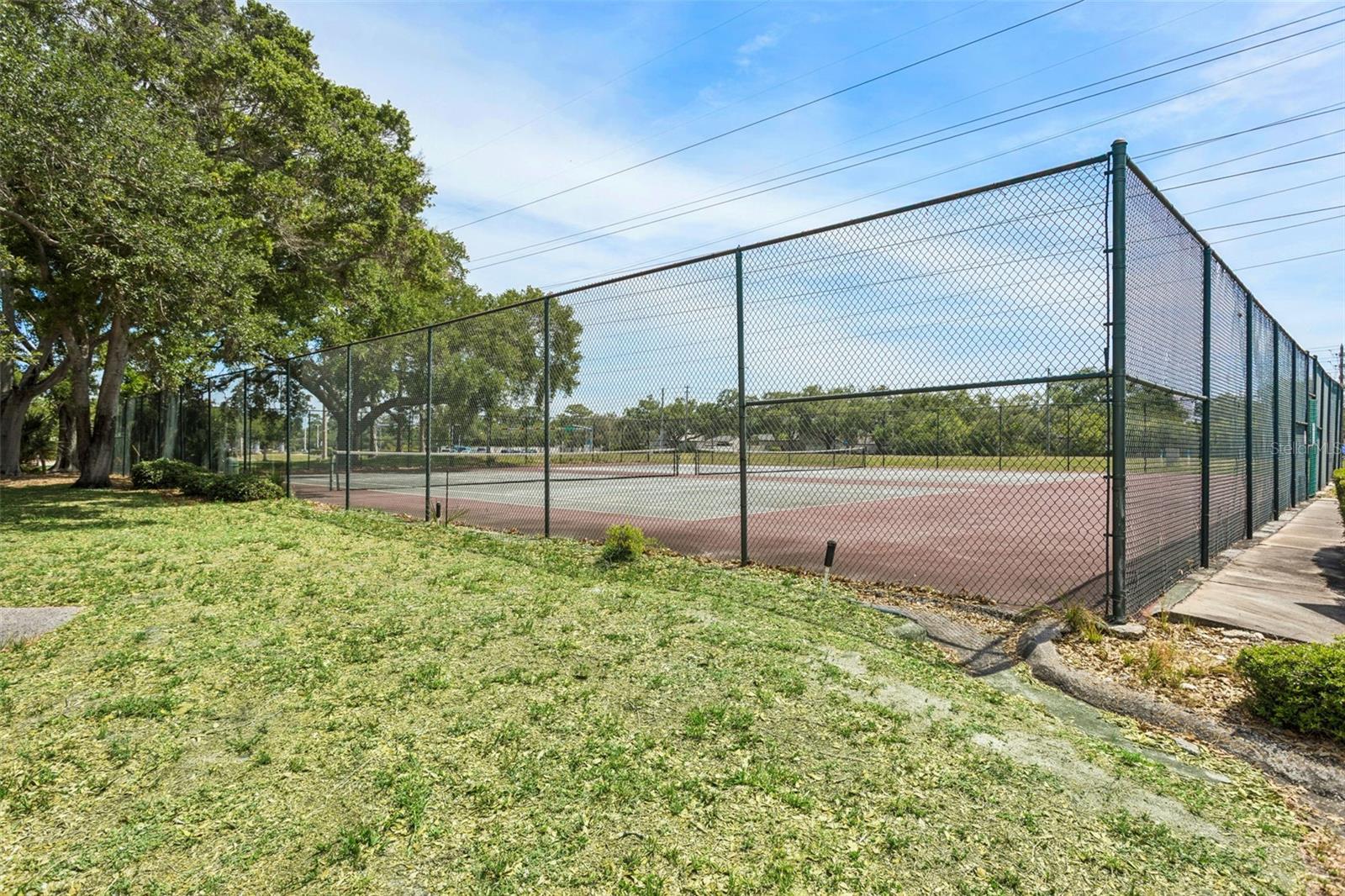 Image 30 of 30 For 2587 Countryside Boulevard 6313