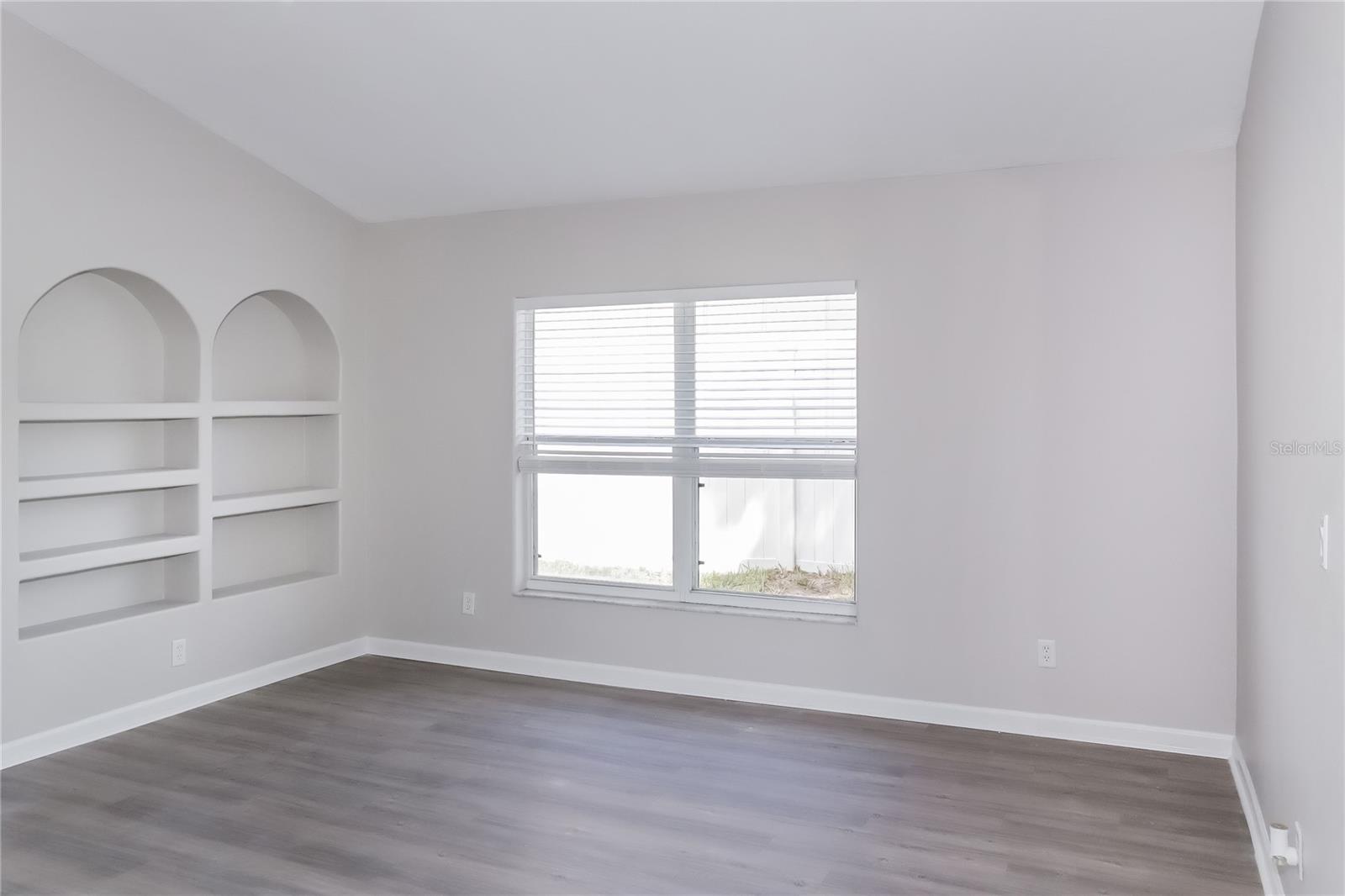 Image 11 of 16 For 2544 Meadow Oaks Loop