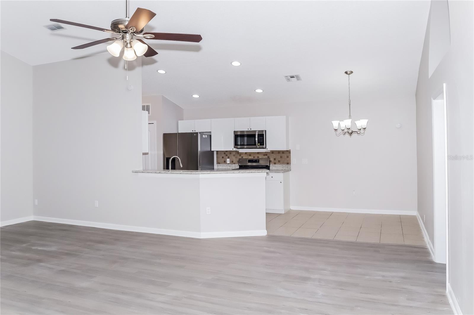Image 8 of 16 For 2544 Meadow Oaks Loop