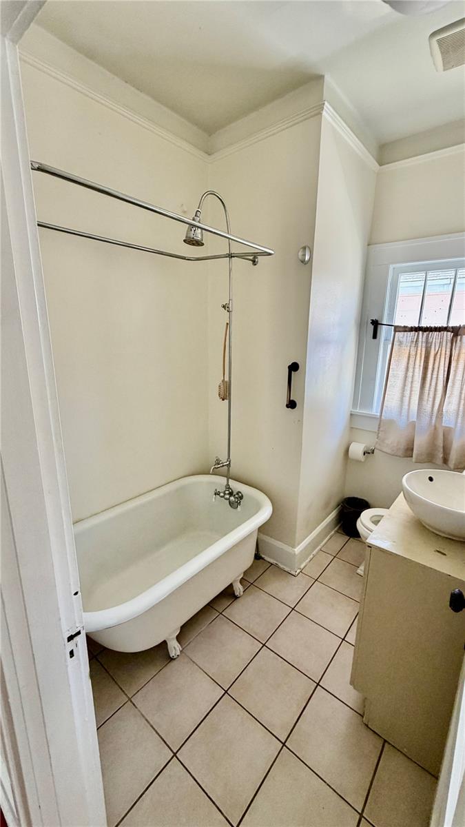 Image 24 of 30 For 640 9th Avenue N
