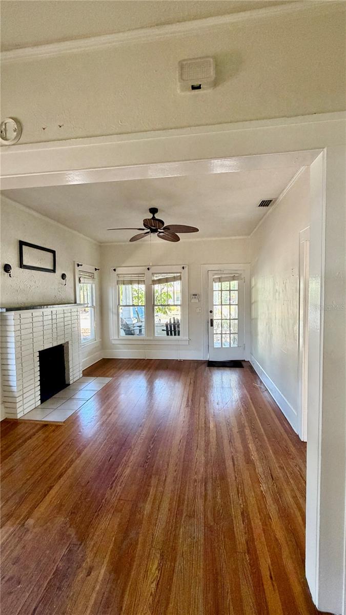 Image 8 of 30 For 640 9th Avenue N