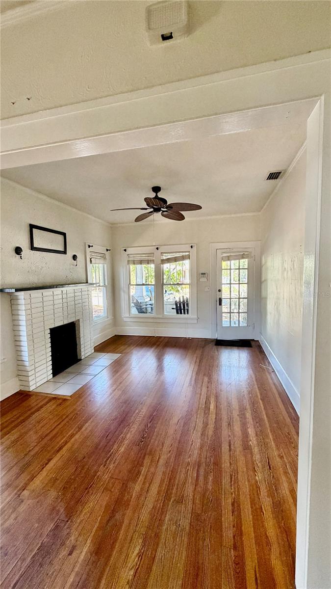 Image 9 of 30 For 640 9th Avenue N