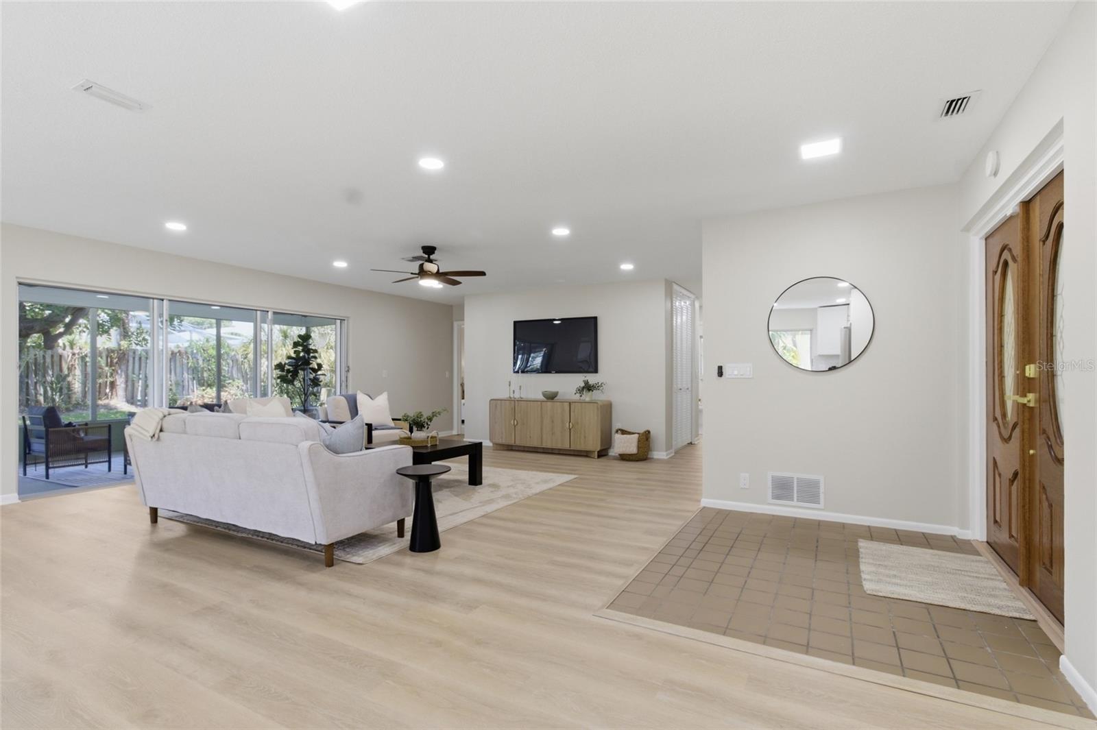 Image 27 of 52 For 13891 88th Terrace