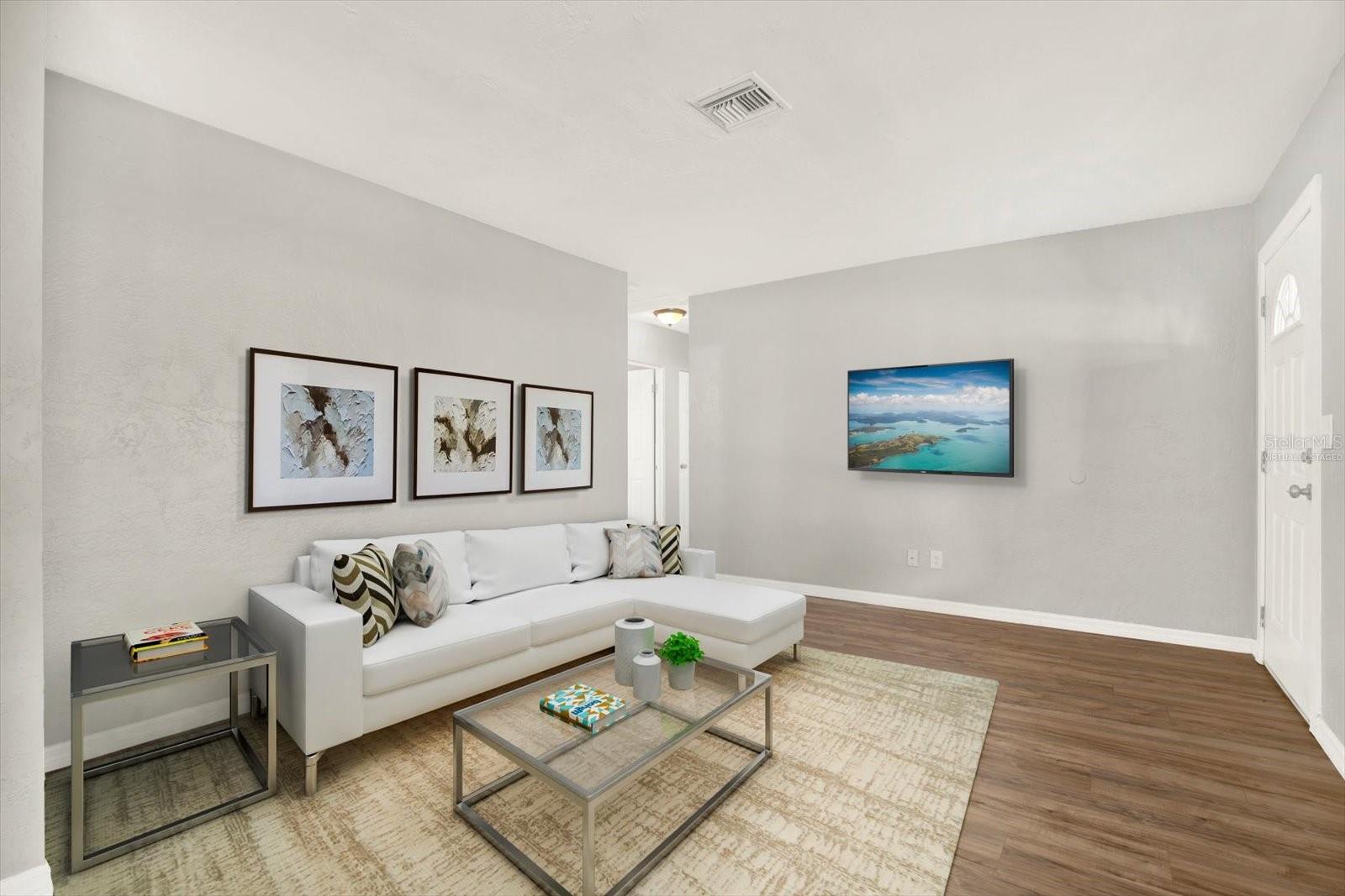 Image 3 of 50 For 4927 33rd Street N