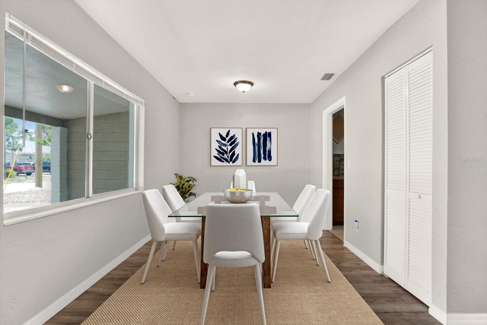 Image 6 of 50 For 4927 33rd Street N
