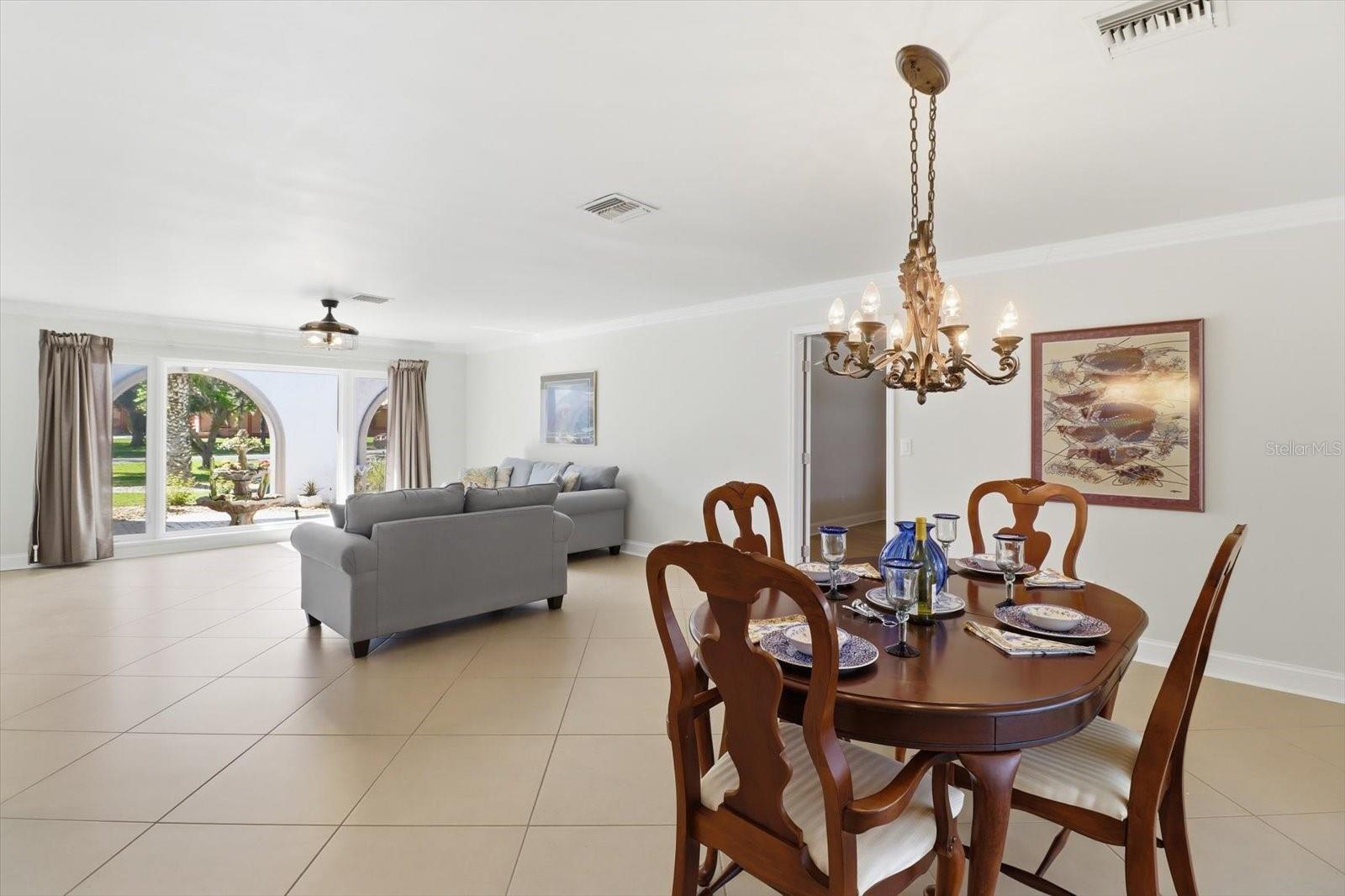 Image 16 of 62 For 11857 Riverhaven Drive