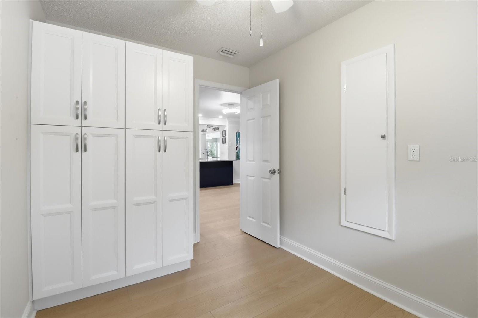 Image 34 of 62 For 11857 Riverhaven Drive