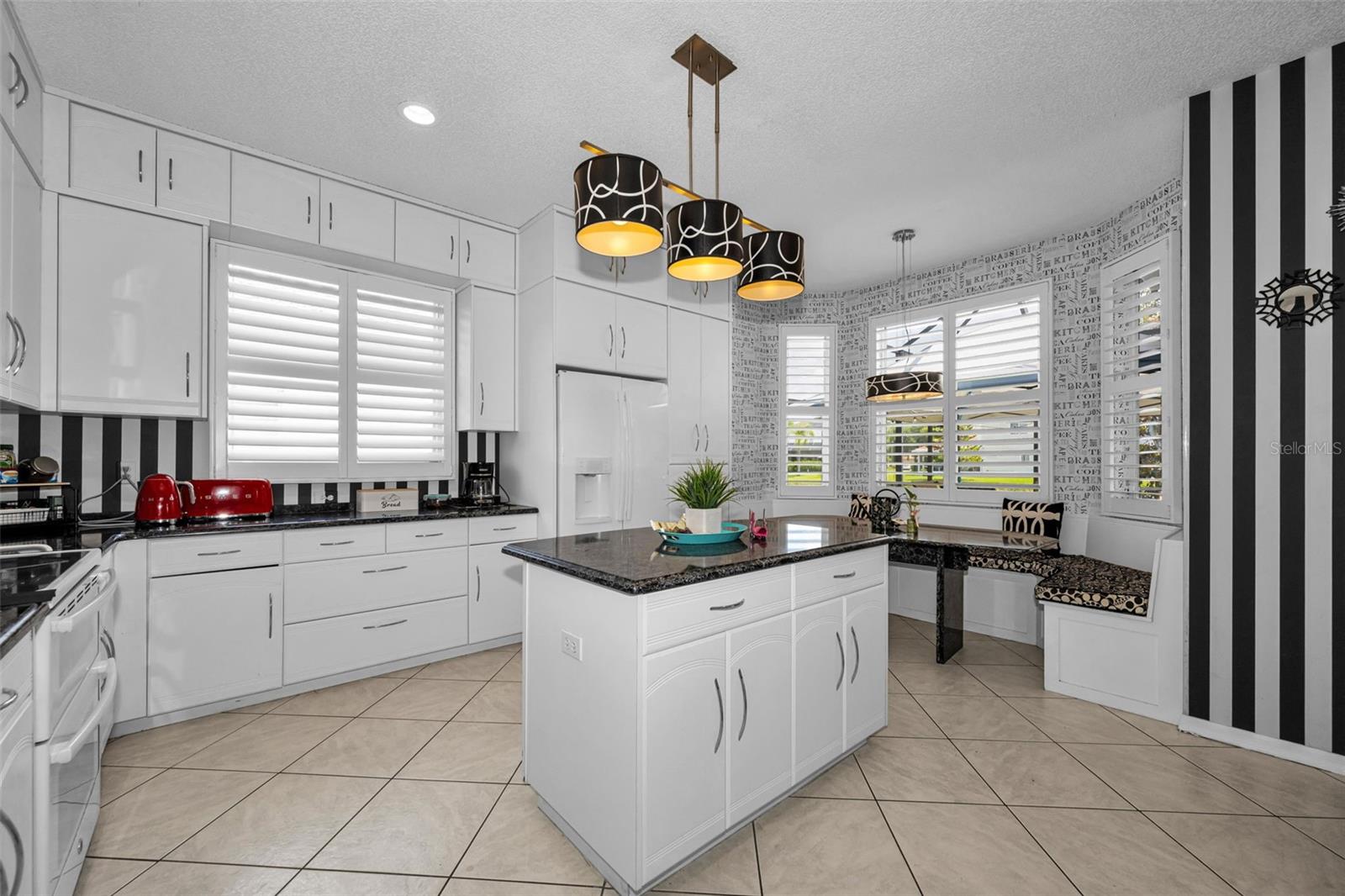 Image 5 of 62 For 19313 Aqua Springs Drive