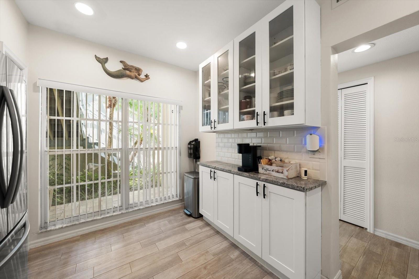 Image 11 of 40 For 11320 Harbor Way 1728