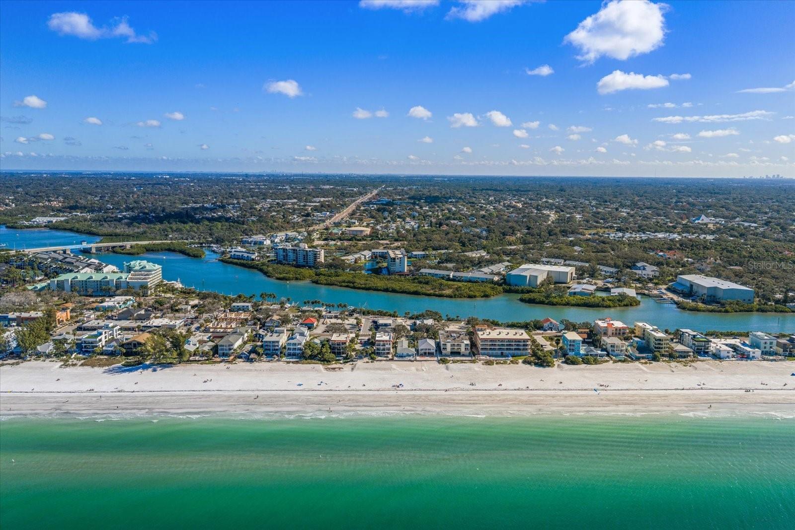 Image 33 of 40 For 11320 Harbor Way 1728