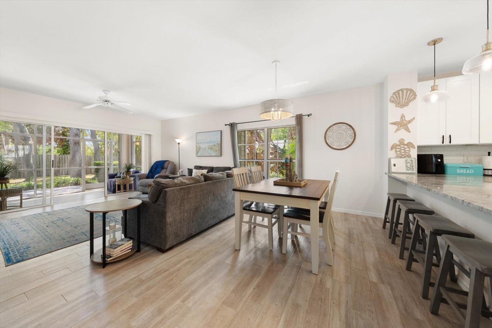 Image 7 of 40 For 11320 Harbor Way 1728