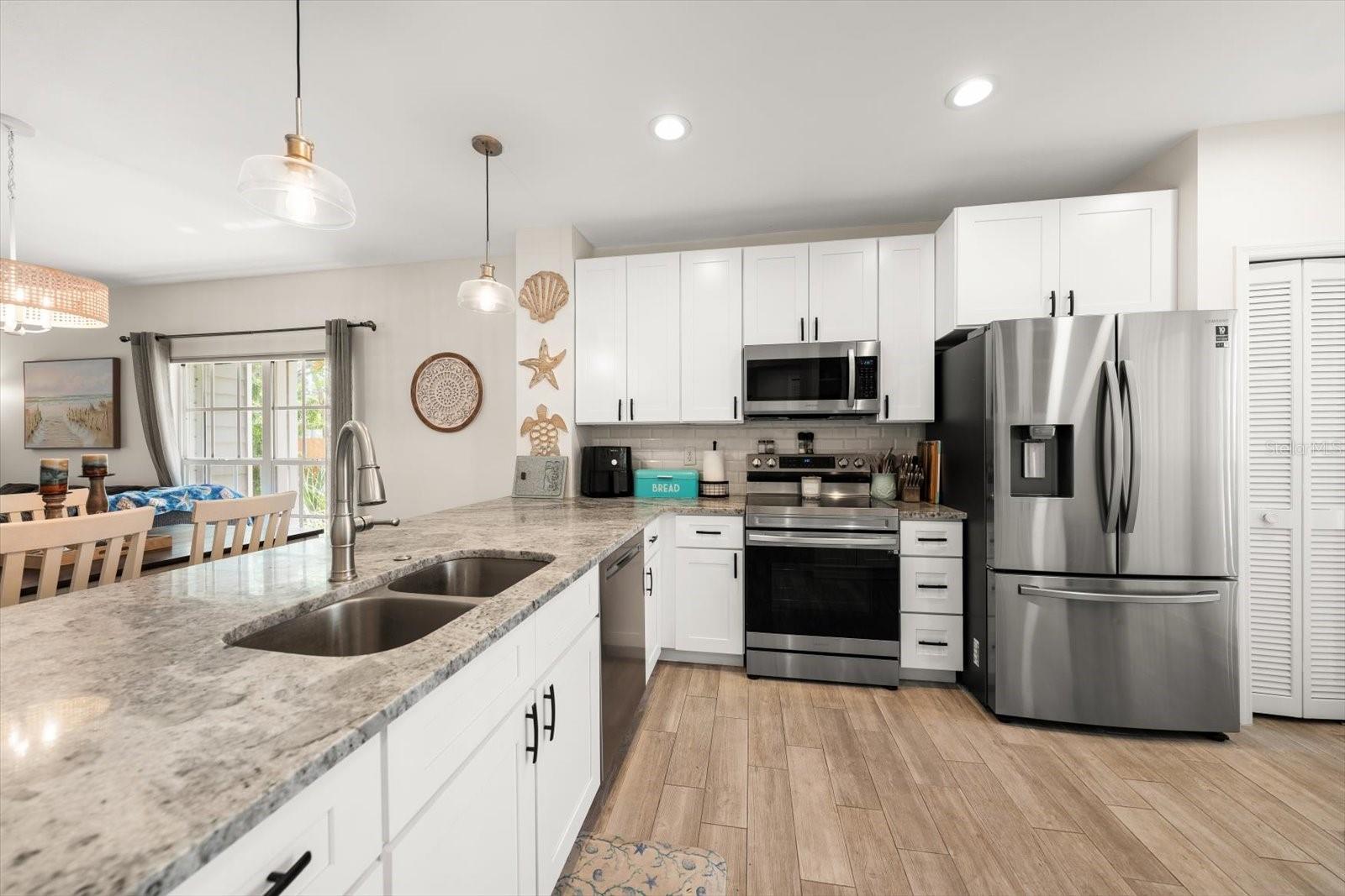 Image 9 of 40 For 11320 Harbor Way 1728