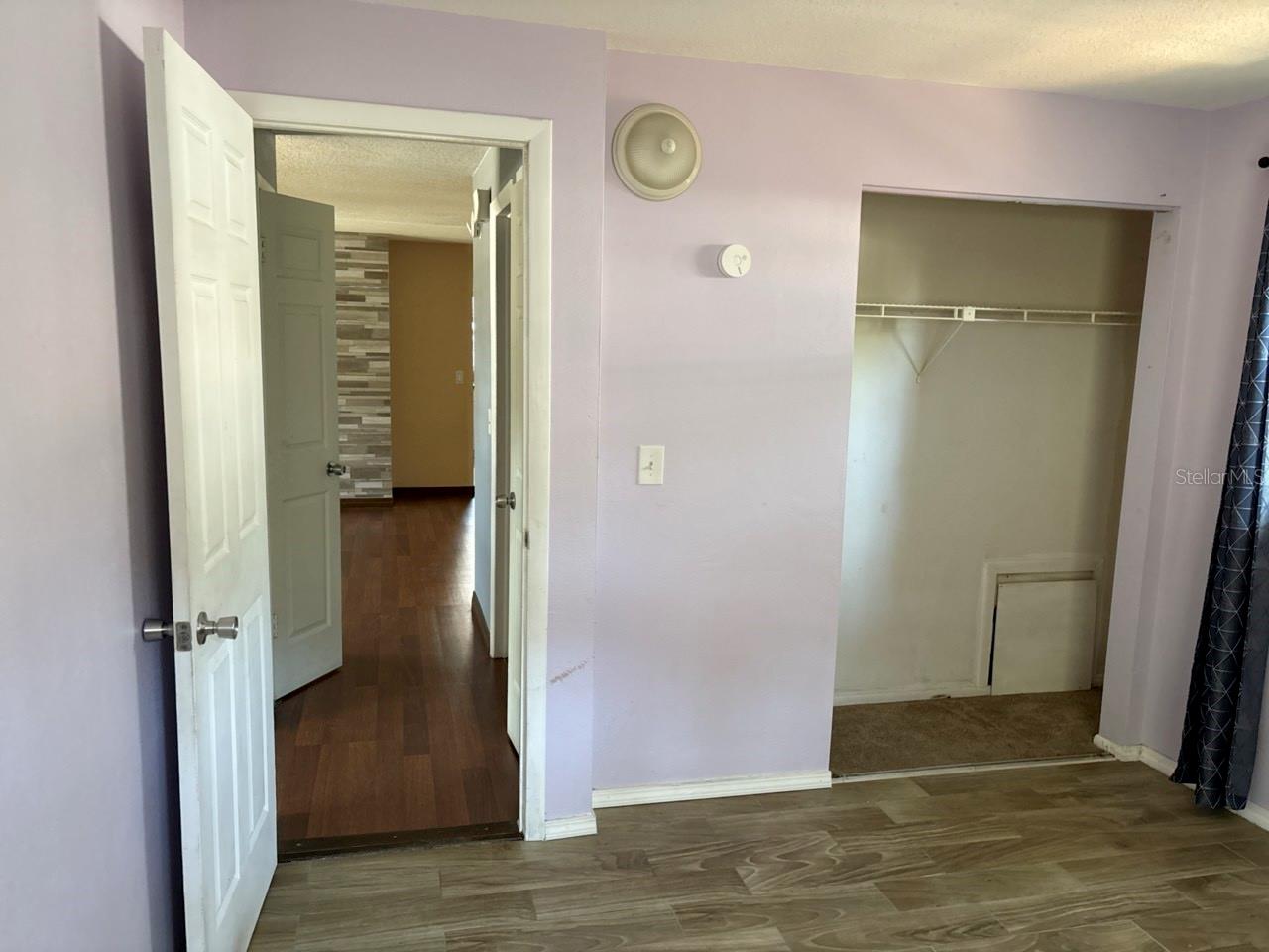 Image 13 of 13 For 2203 Gladys Street