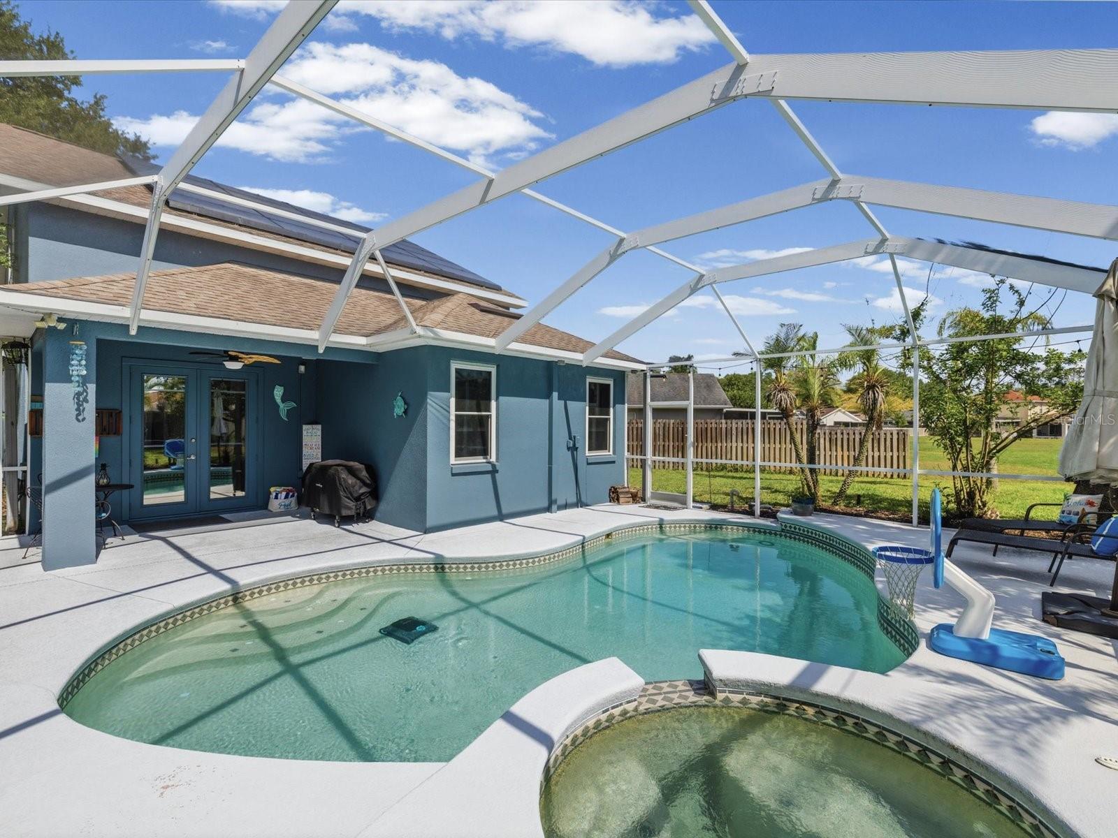 Image 33 of 83 For 21014 Follensby Court
