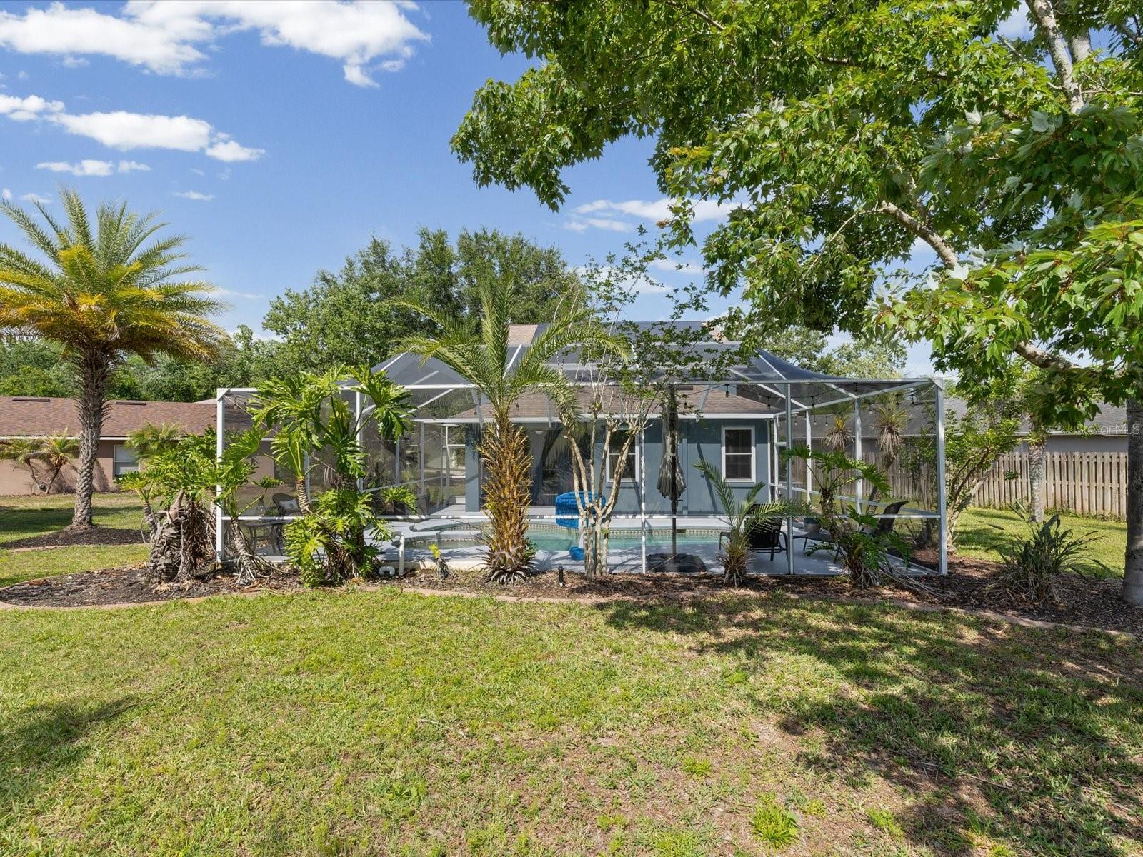 Image 39 of 83 For 21014 Follensby Court