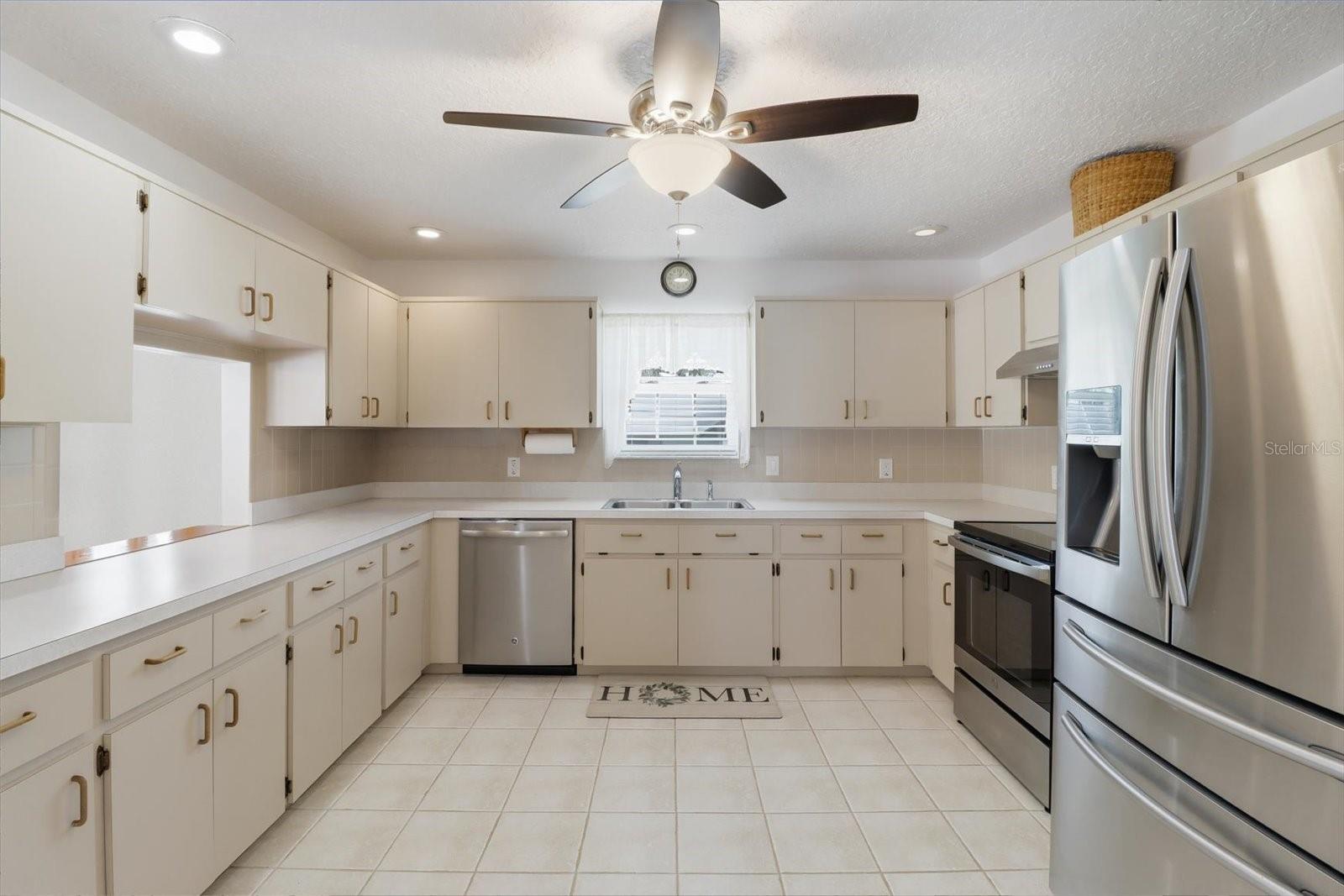 Image 20 of 56 For 1931 18th Street