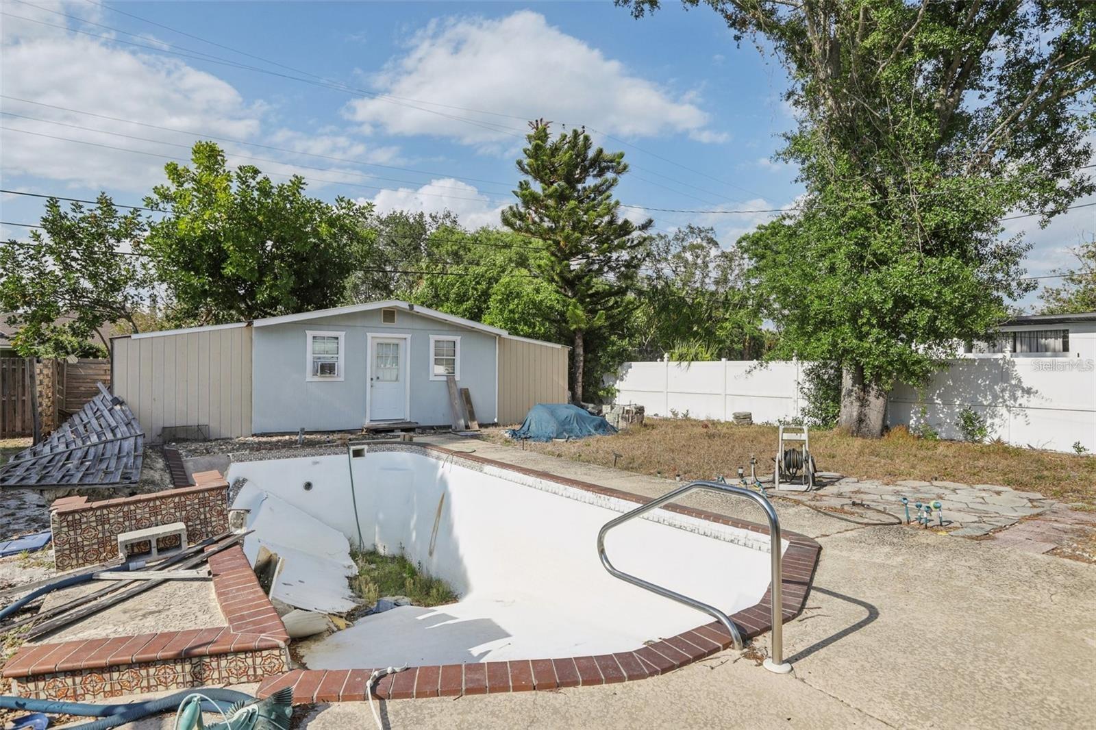 Image 38 of 40 For 757 32nd Avenue N