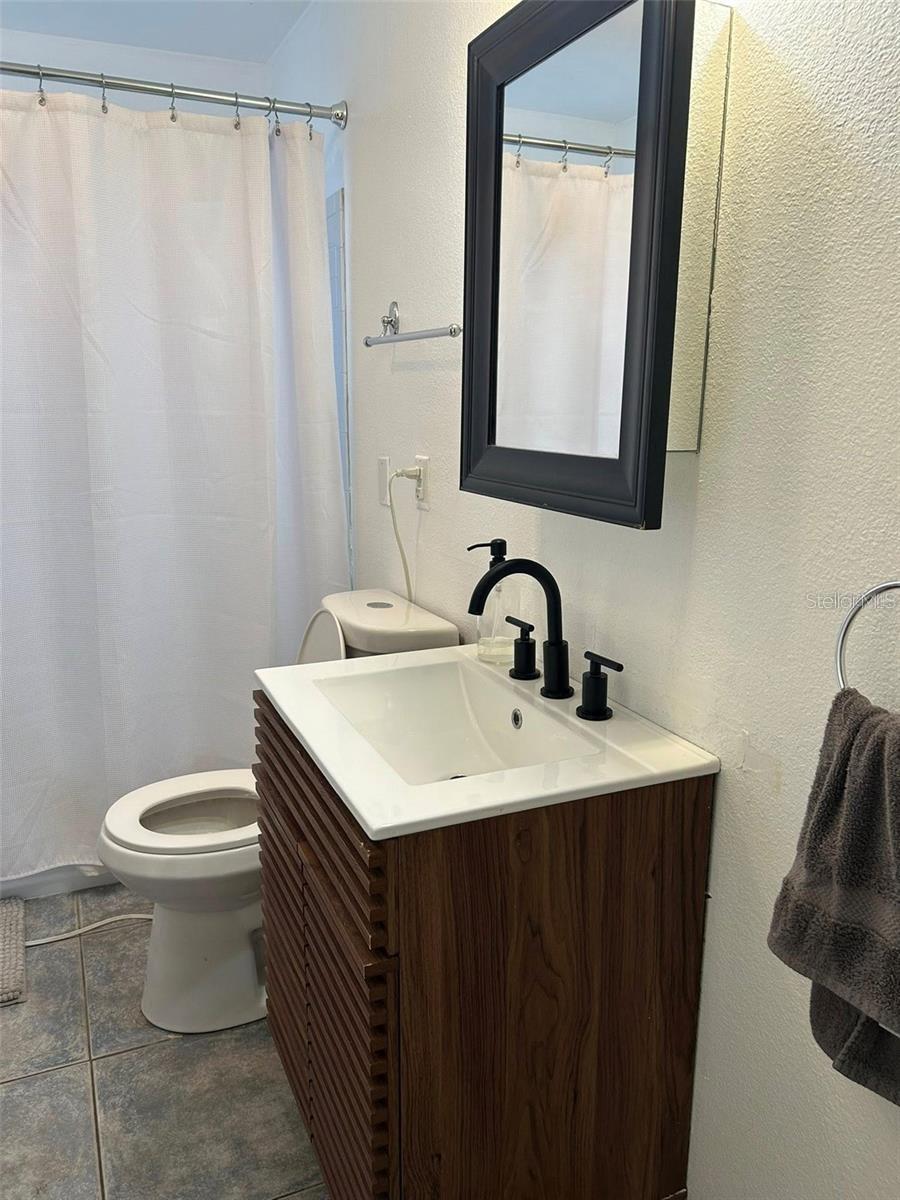Image 3 of 13 For 3214 Coachman Avenue