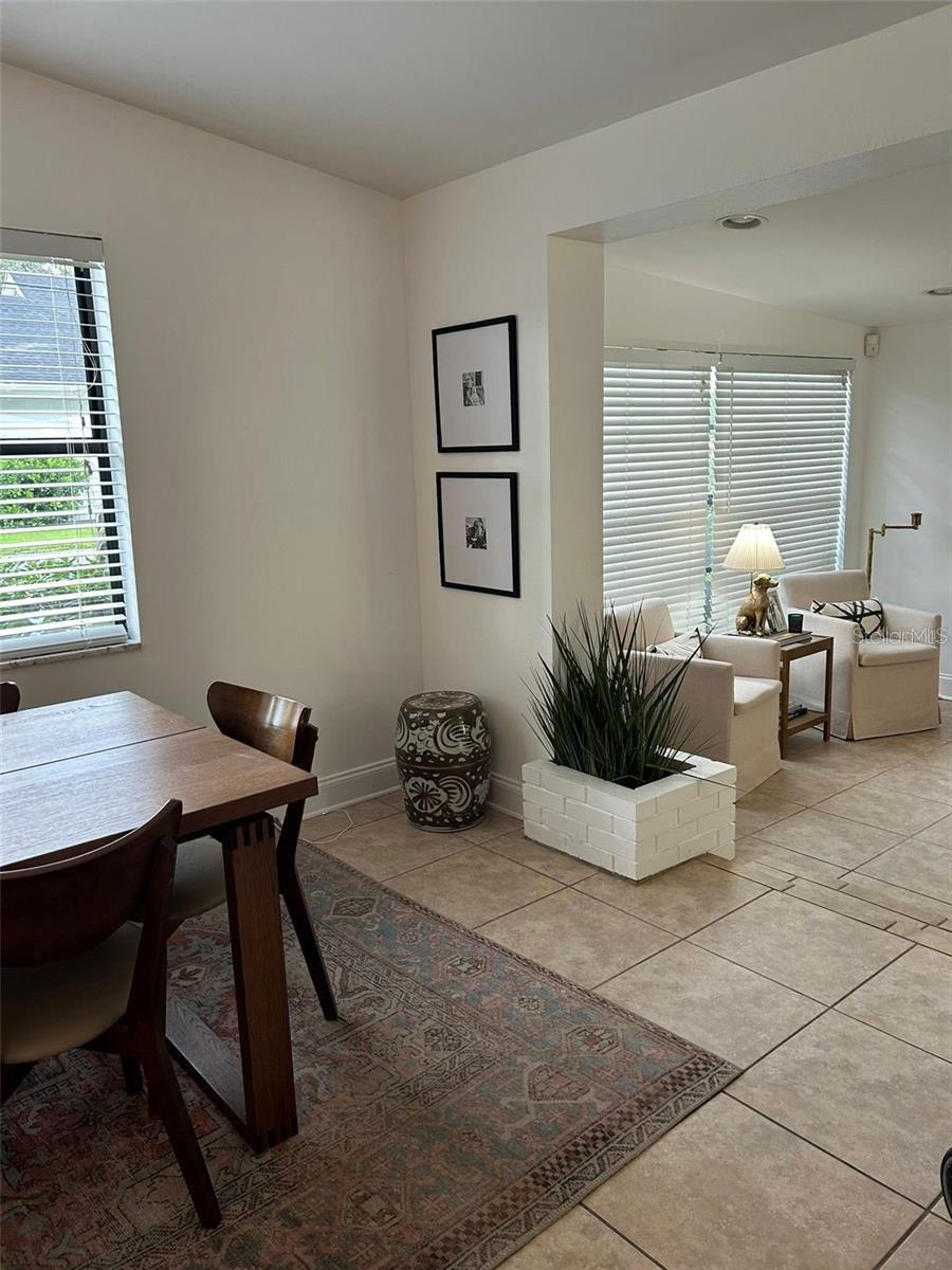Image 7 of 13 For 3214 Coachman Avenue