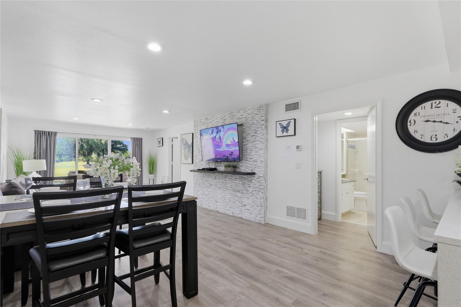 Image 10 of 42 For 29300 Bay Hollow Drive 3257
