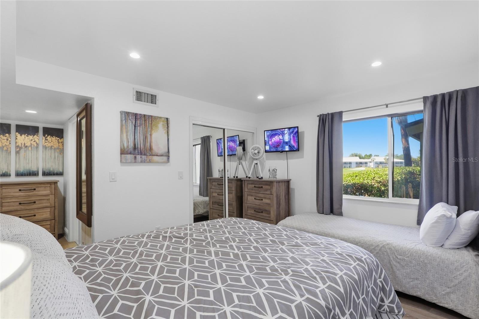 Image 16 of 42 For 29300 Bay Hollow Drive 3257