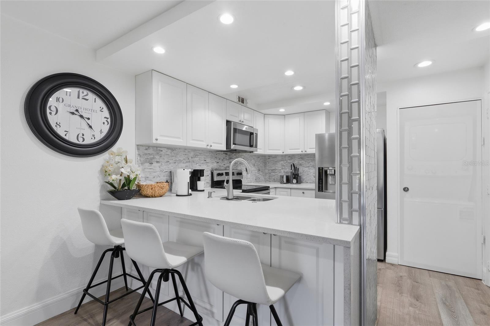 Image 8 of 42 For 29300 Bay Hollow Drive 3257