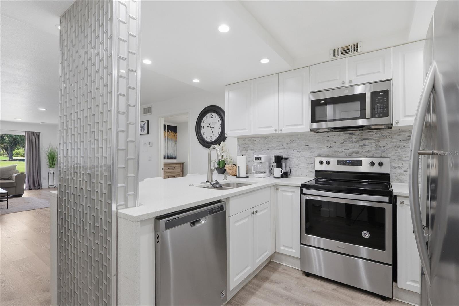 Image 9 of 42 For 29300 Bay Hollow Drive 3257