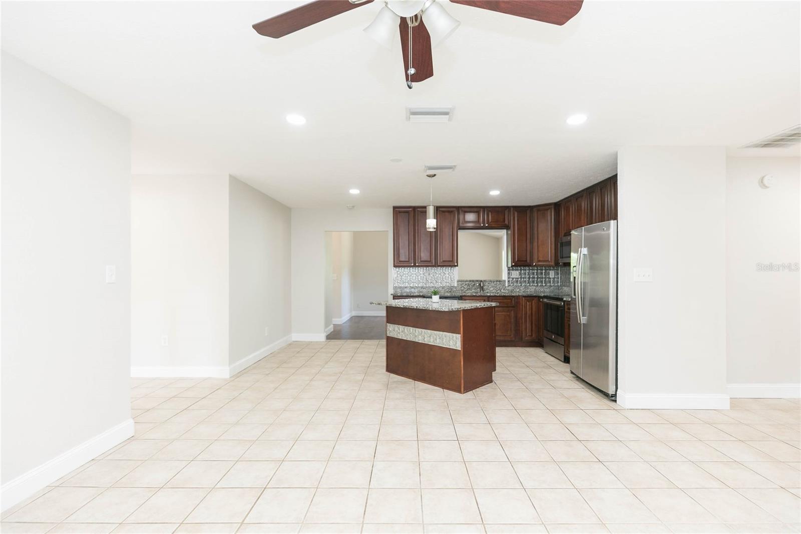 Image 10 of 45 For 13410 Lee Street