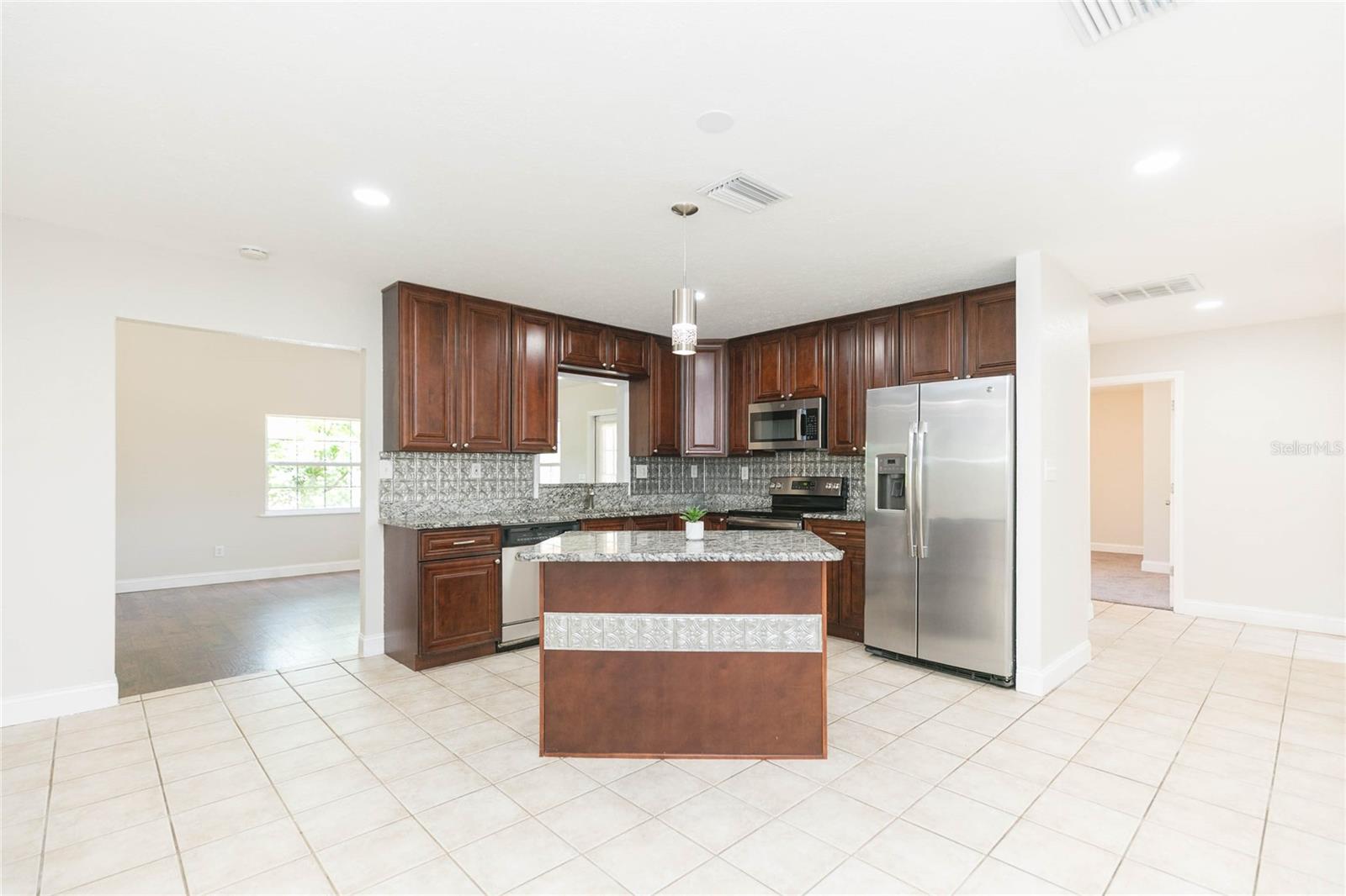 Image 3 of 45 For 13410 Lee Street