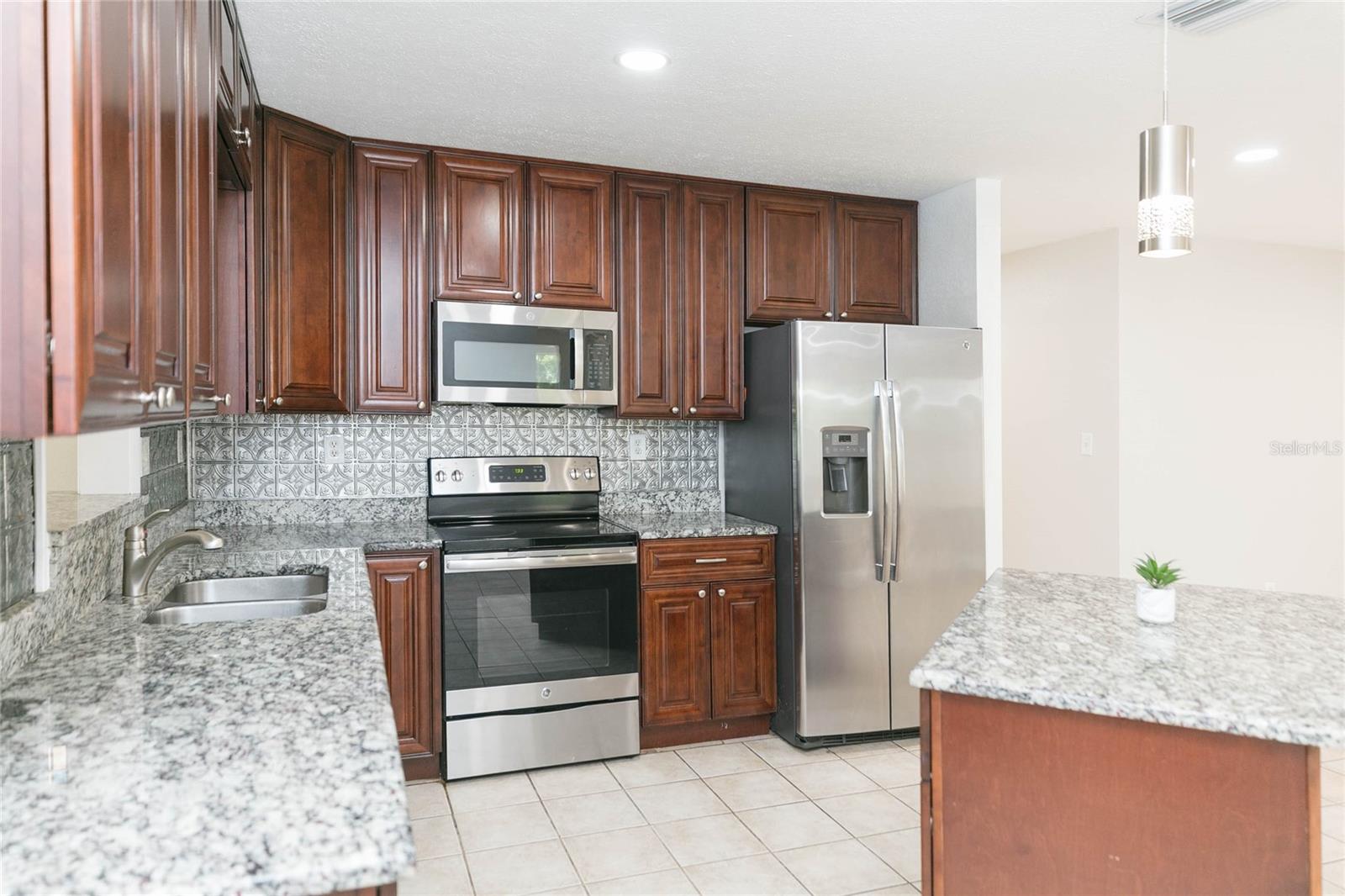 Image 8 of 45 For 13410 Lee Street