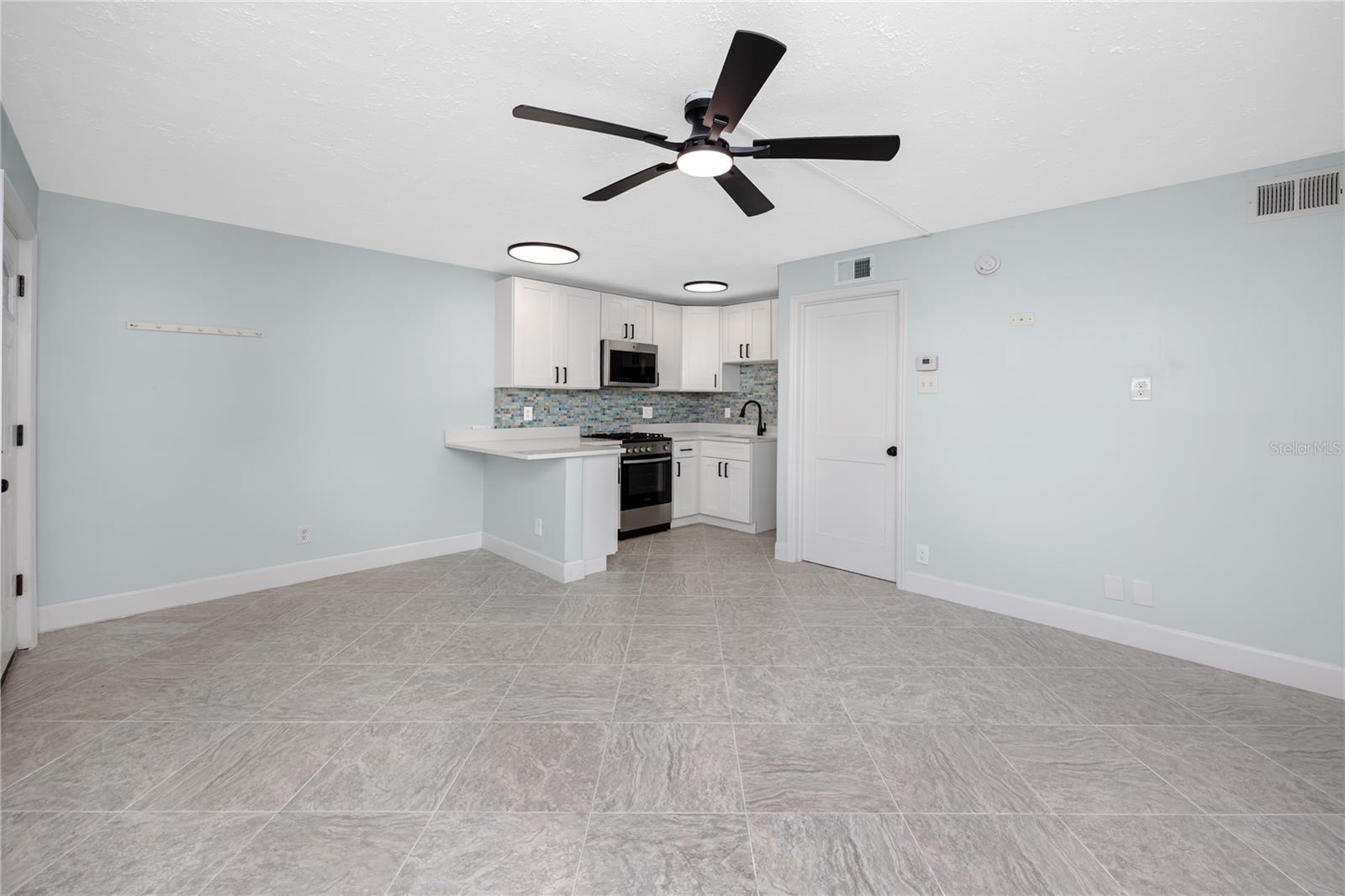 Image 10 of 28 For 7740 Boca Ciega Drive 111