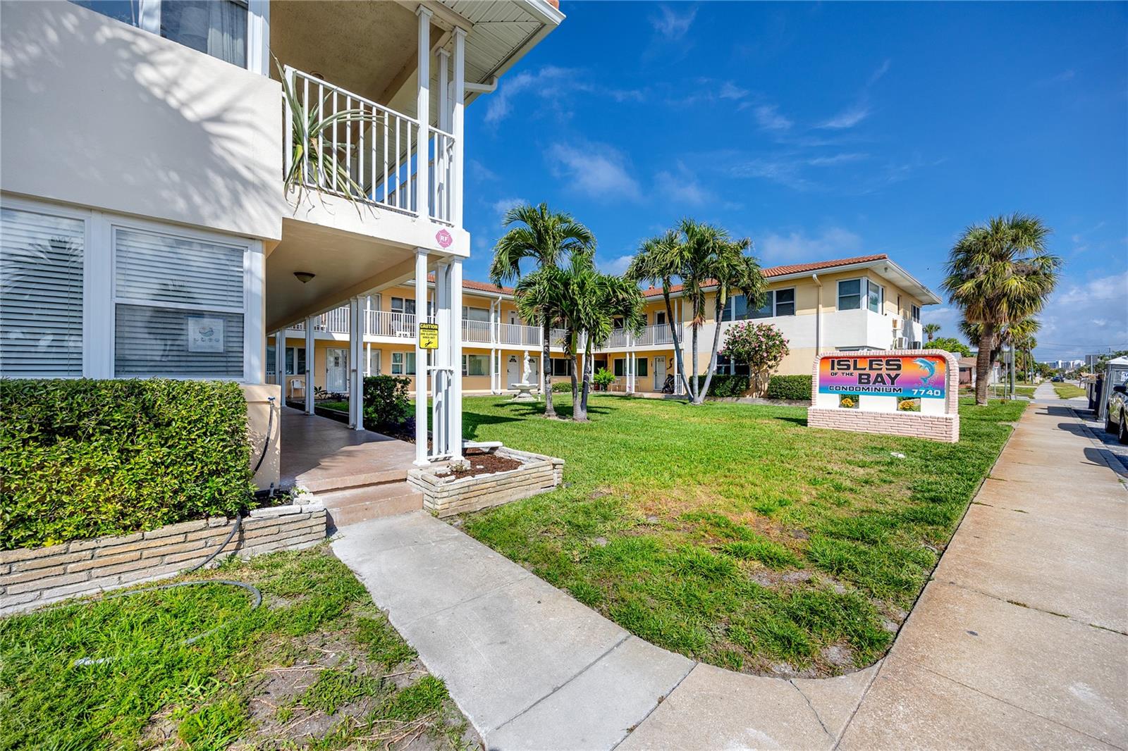 Image 6 of 28 For 7740 Boca Ciega Drive 111