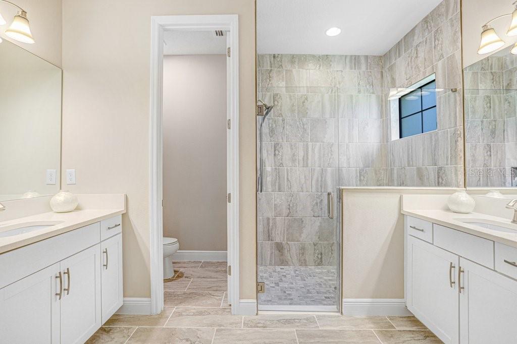 Image 21 of 59 For 14828 Paddock Pond Avenue