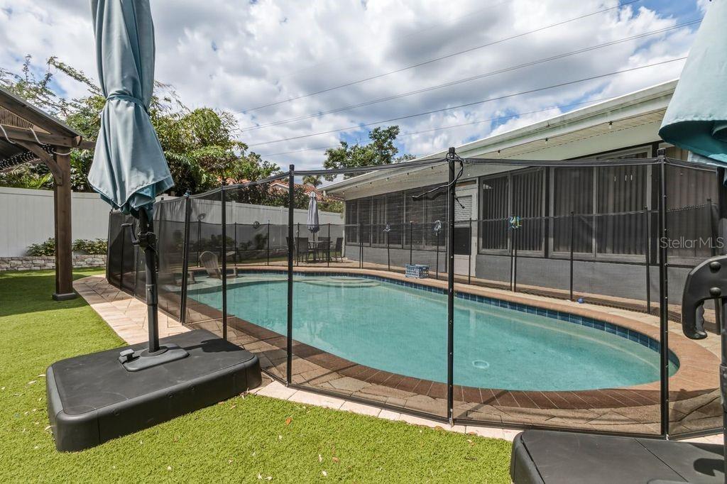 Image 33 of 38 For 1387 Disston Avenue