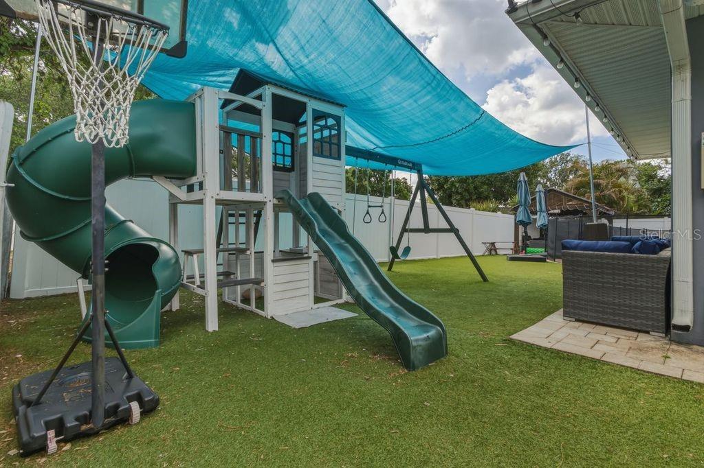 Image 37 of 38 For 1387 Disston Avenue