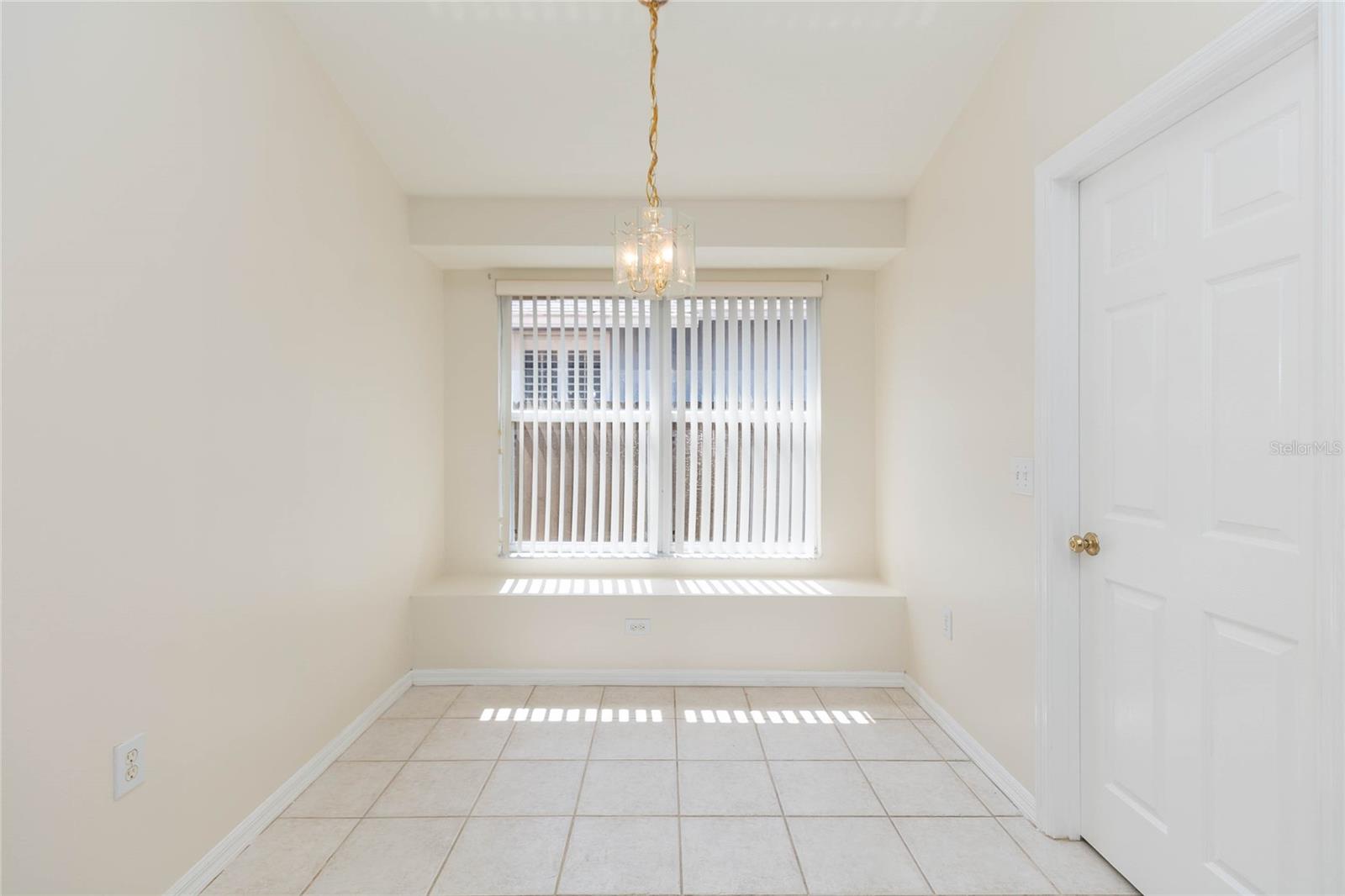 Image 13 of 52 For 22704 Roderick Drive